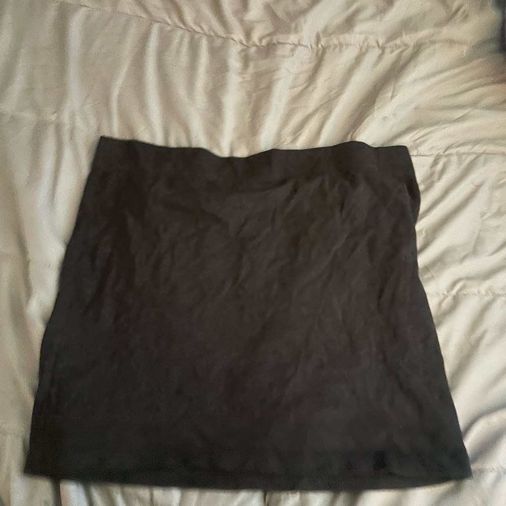 black tight skirt
